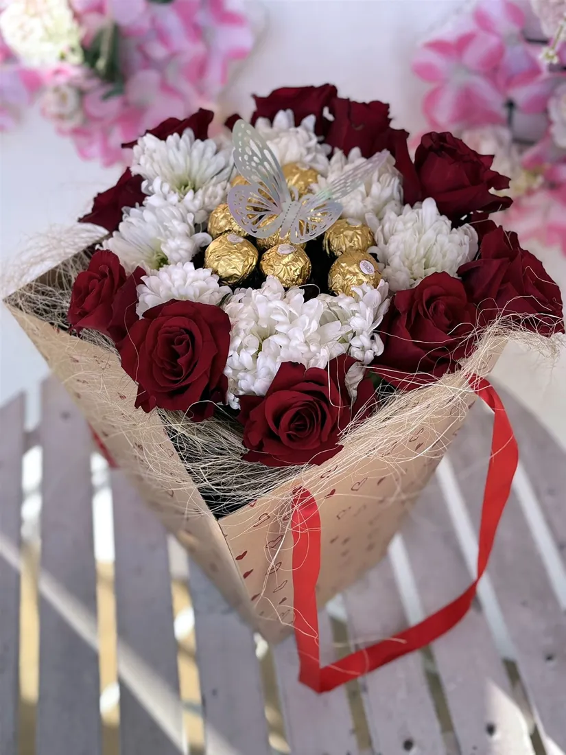 Bouquets with chocolates