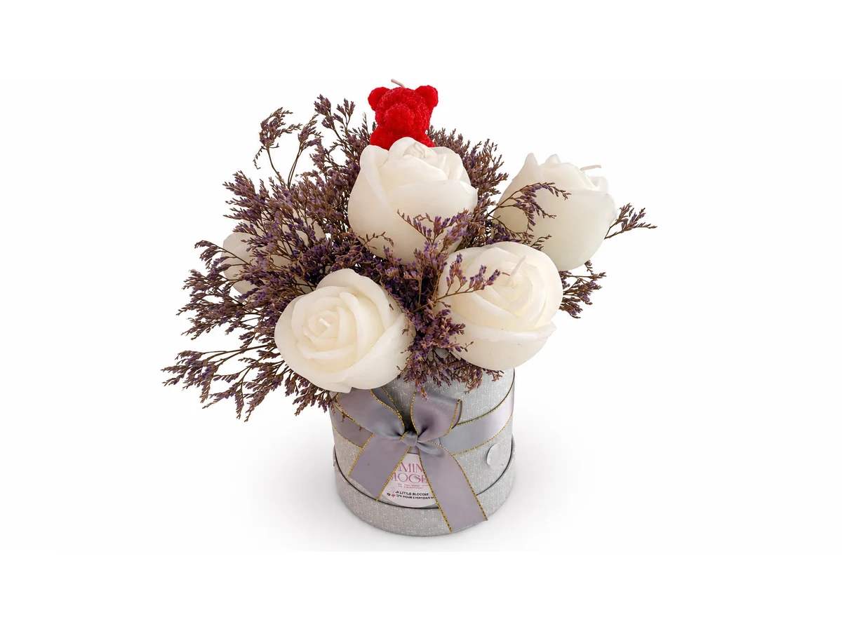 Candlelit Petals